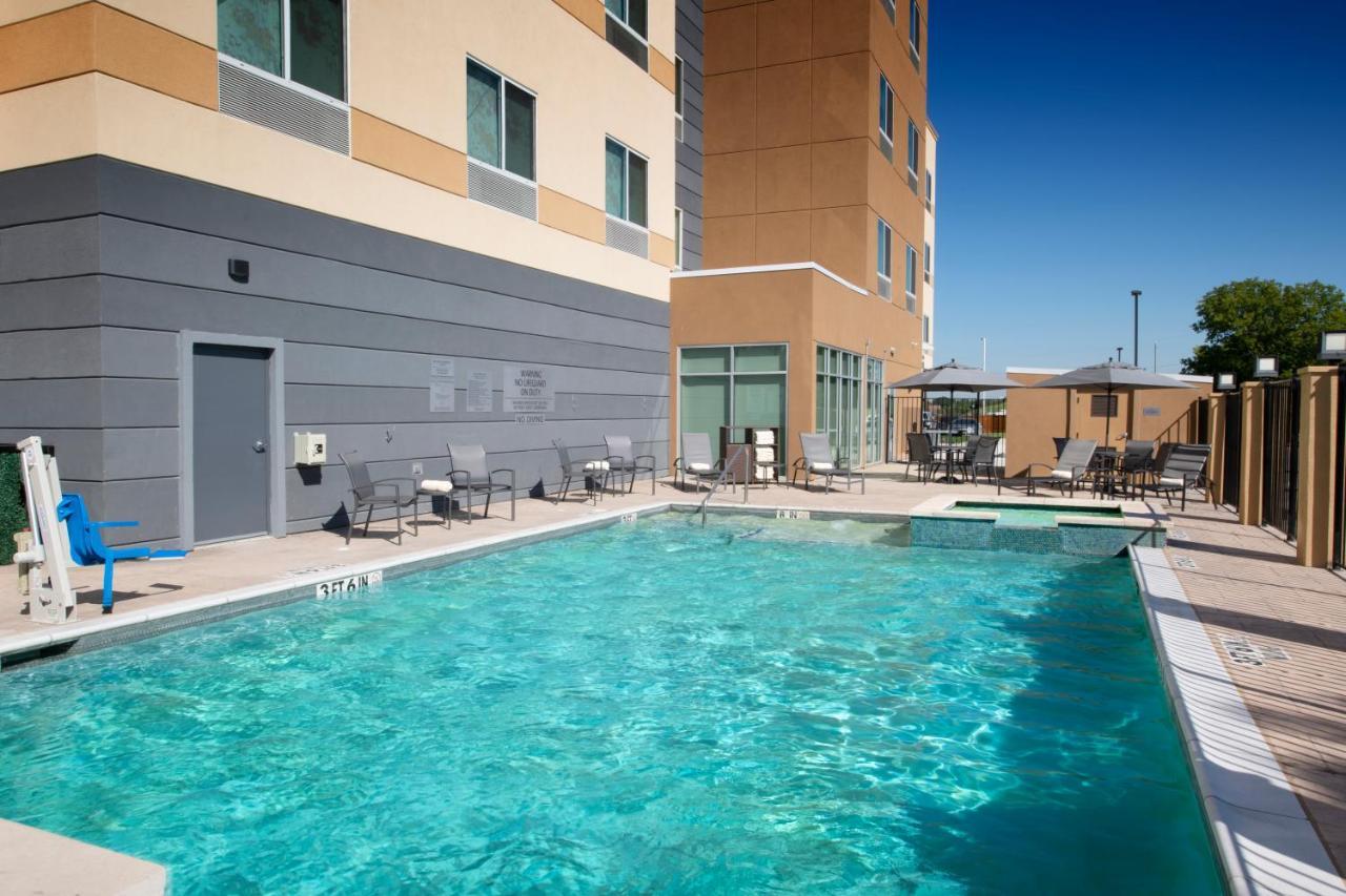 Fairfield By Marriott Inn & Suites Dallas East 外观 照片